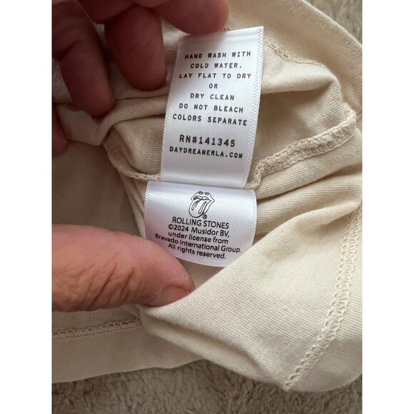 Rolling Stones Graphic T-Shirt By Daydreamer XS Beige Red & Blue Stars - Picture 7 of 9